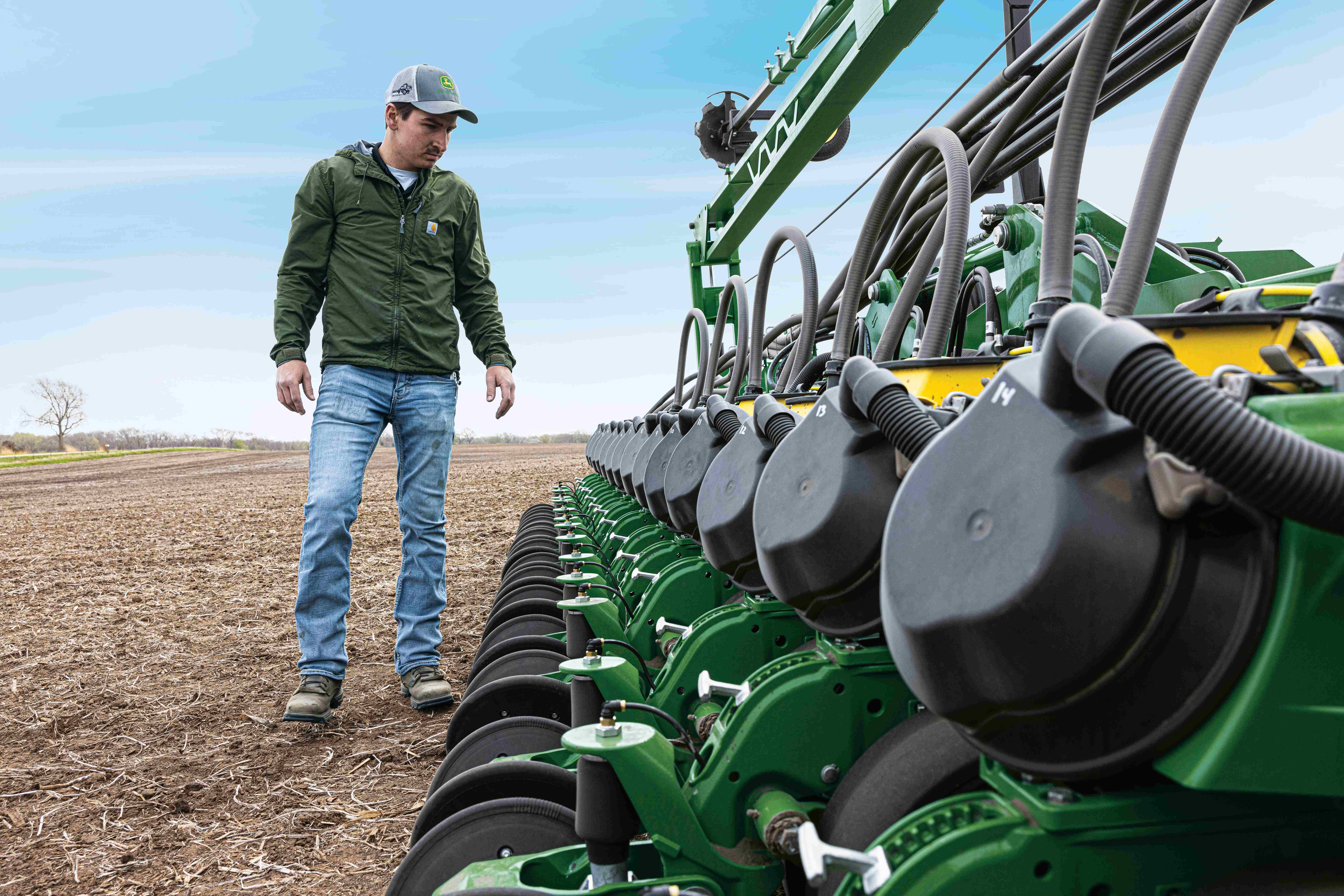Plantadeiras -   DB MaxEmerge™ 5e ExactEmerge™  Operações e Ajustes